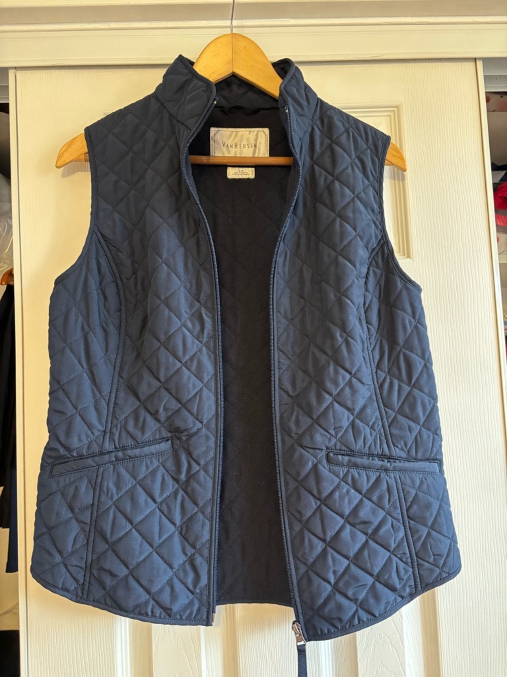 Vanhuesen Quilted Navy Women's Vest